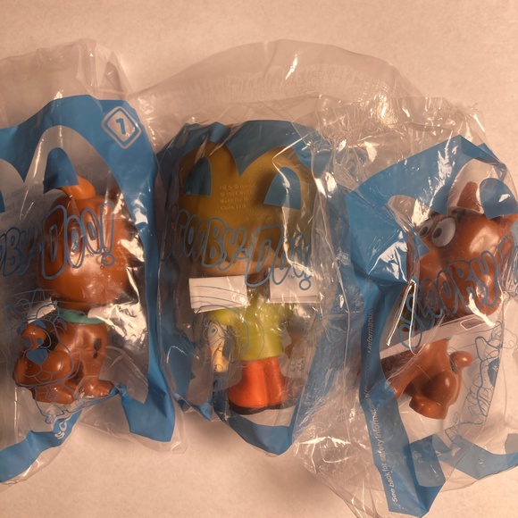 3 Sealed Scooby Doo and Shaggy McDonalds Happy Meal Toys, NWT - Picture 2 of 6